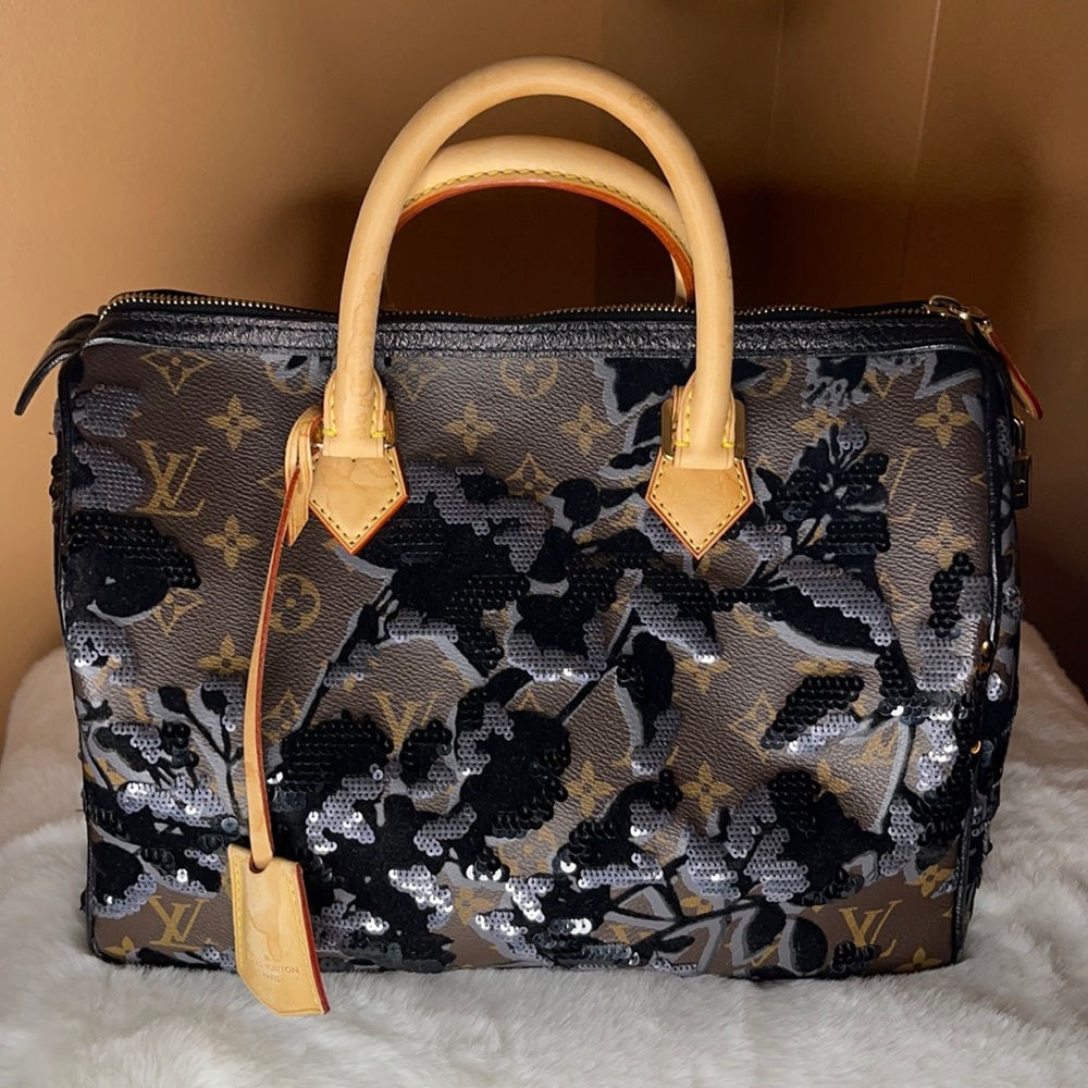 Authentic Louis Vuitton Fleur de jais 30 limited edition speedy